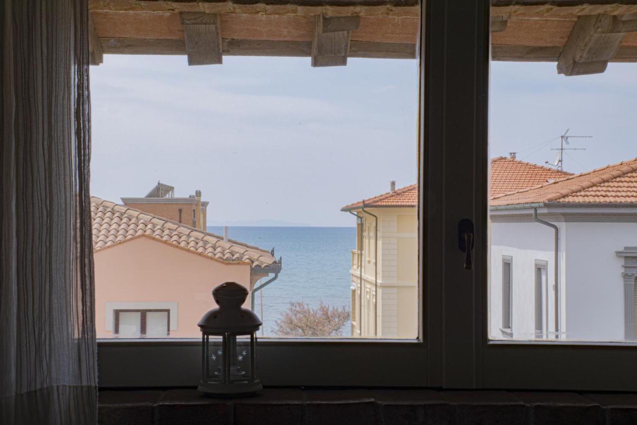 Casa Aurea Tre Posti Letto A 30 Metri Dal Mare Lejlighed San Vincenzo Eksteriør billede